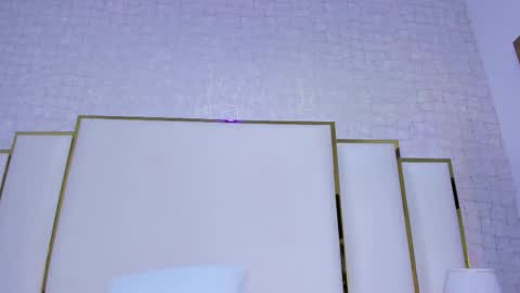 Paola  online show from 19, 10, 2025