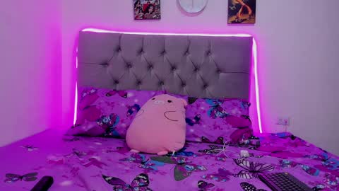 paola online show from 5, 12, 2024