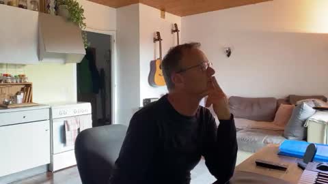 Snapshot of papa_show chatting on 2, 12, 2024 papa_show online show from 2, 12, 2024