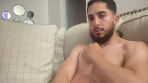 papicubano_guapo23cm online show from 20, 5, 2026