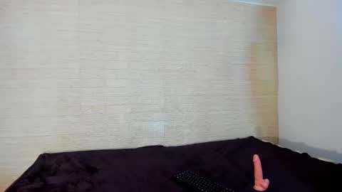 paranoidtemptaion_ online show from 28, 2, 2025