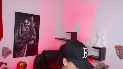 Paris D angelo online show from 28, 12, 2024