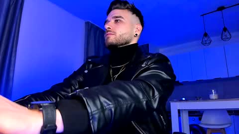 Paris online show from 27, 12, 2024