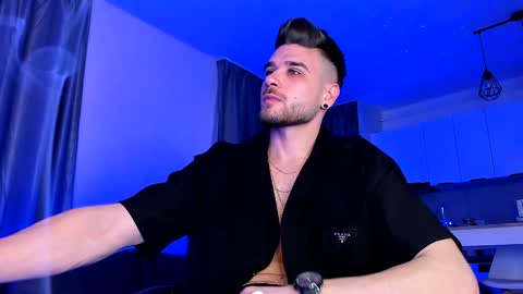 Paris online show from 26, 1, 2025