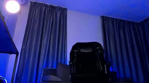 Paris online show from 10, 2, 2026