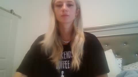 parisbaby2000 online show from 29, 9, 2025