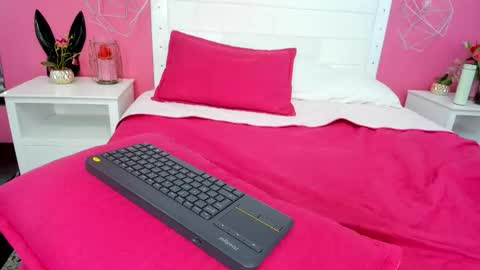 parker_mia02 online show from 9, 1, 2026