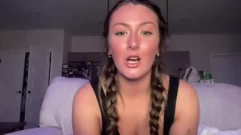 Parker Monroe online show from 22, 7, 2026