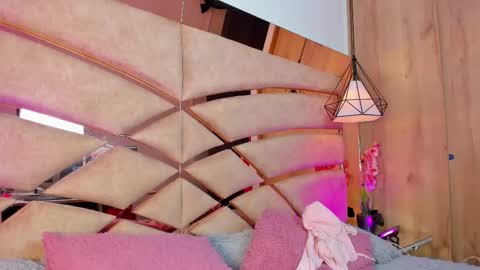 PARKER  online show from 15, 1, 2026