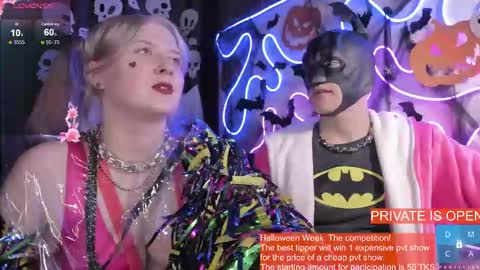 Snapshot of passion_luna chatting on 24, 10, 2025 LunaAlan online show from 24, 10, 2025