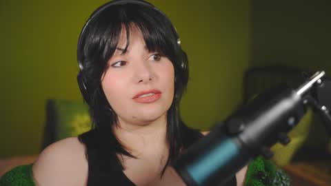 Snapshot of patricia_bennett chatting on 1, 1, 2025 Patricia online show from 1, 1, 2025