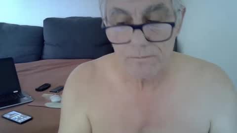 Snapshot of patrick5275 chatting on 10, 12, 2024 patrick5275 online show from 10, 12, 2024