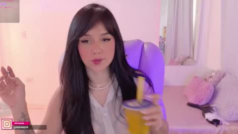 Sofa online show from 23, 10, 2025