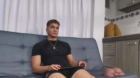 Paull George online show from 10, 10, 2025