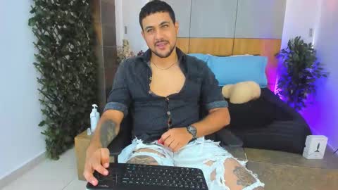 Snapshot of paul_rivera chatting on 12, 2, 2026 Paul Rivera online show from 12, 2, 2026