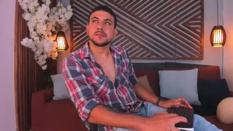 Snapshot of paul_rivera chatting on 3, 3, 2026 Paul Rivera online show from 3, 3, 2026