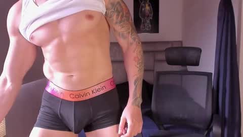 PAUL ROGER online show from 1, 10, 2025