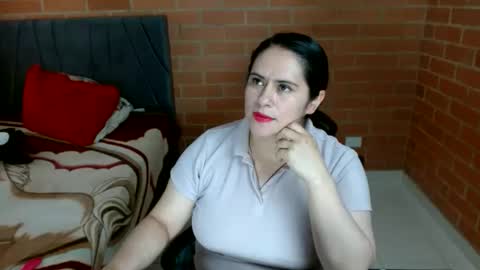 paula__117 online show from 24, 5, 2026