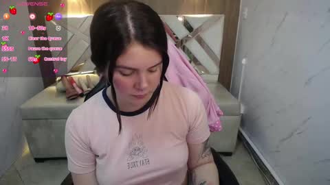 Paula online show from 3, 10, 2025