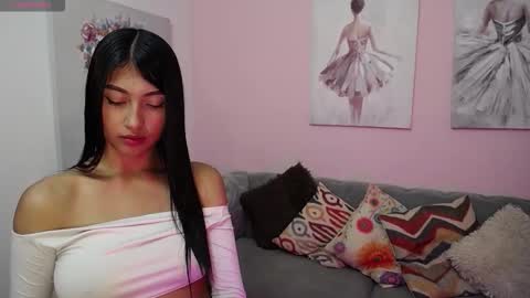 Pau online show from 3, 12, 2025