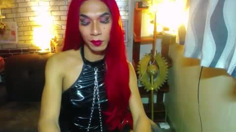 paulaontop online show from 24, 12, 2024