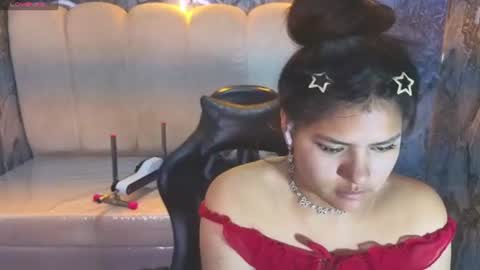 Snapshot of paulette_v chatting on 8, 7, 2026 Live 800am 200pm COLOMBIAN HOUR online show from 8, 7, 2026