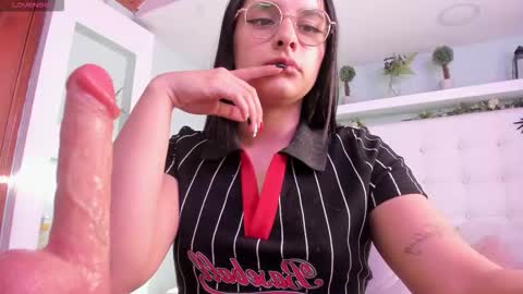 paulha_miller online show from 1, 11, 2025