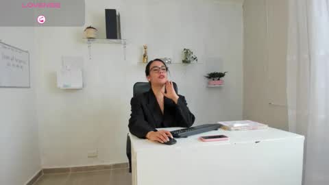 paulina online show from 11, 9, 2025