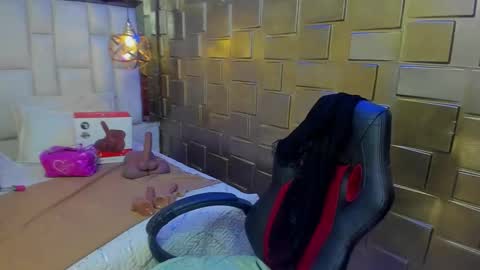 paulinabelen21 online show from 18, 3, 2026