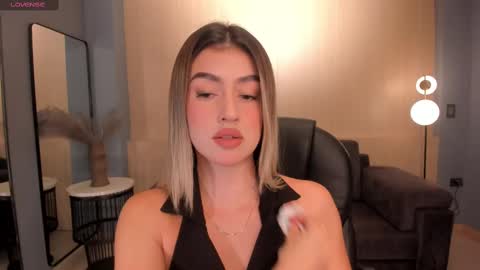 Snapshot of paulinasantosx chatting on 11, 3, 2025 Paulina Santos online show from 11, 3, 2025