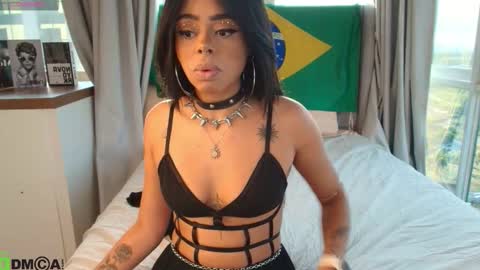 Snapshot of paulinne_clark chatting on 6, 3, 2026 paulinne_clark online show from 6, 3, 2026