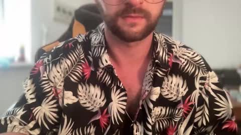 love bush online show from 21, 9, 2025