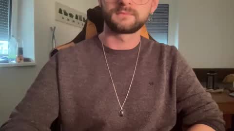 love bush online show from 13, 10, 2025