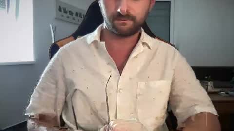 love bush online show from 11, 7, 2026