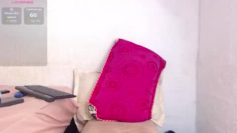 Snapshot of paulsprominence_25 chatting on 25, 10, 2025 Paul Roman online show from 25, 10, 2025