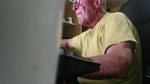 Snapshot of pc8474408 chatting on 25, 6, 2026 pc8474408 online show from 25, 6, 2026