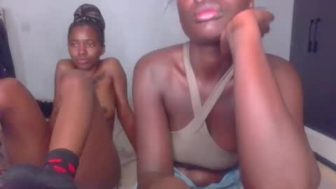 peach_ebonny online show from 23, 4, 2026