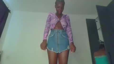 peach_ebonny online show from 23, 4, 2026