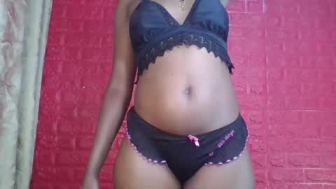peach_melbah online show from 10, 4, 2026