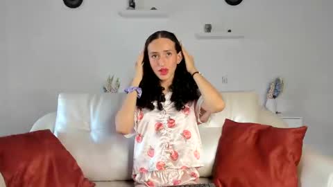 peach tyron online show from 3, 1, 2025