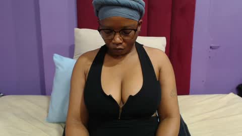 Snapshot of peachassxx chatting on 23, 6, 2026 peachy online show from 23, 6, 2026