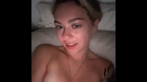 peachesncreampiezz online show from 18, 7, 2026