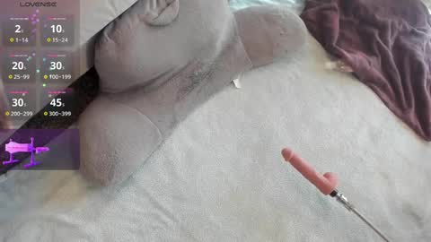 Peaches online show from 27, 2, 2025