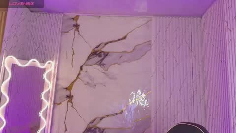 peachy_tay online show from 26, 3, 2026