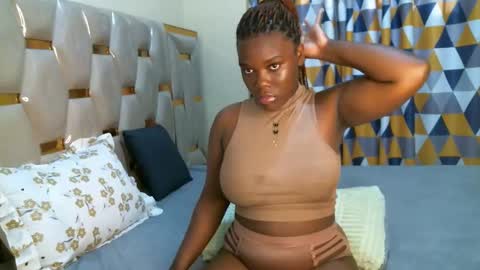 Snapshot of peachygirl255 chatting on 24, 9, 2025 Peachy online show from 24, 9, 2025