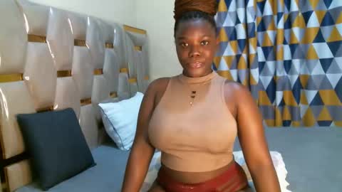 Snapshot of peachygirl255 chatting on 5, 10, 2025 Peachy online show from 5, 10, 2025