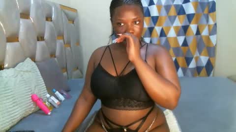Snapshot of peachygirl255 chatting on 30, 5, 2026 Peachy online show from 30, 5, 2026