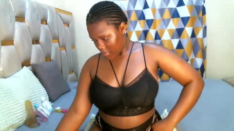 Snapshot of peachygirl255 chatting on 5, 6, 2026 Peachy online show from 5, 6, 2026