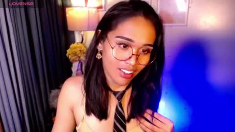 Snapshot of peakaboo_xx chatting on 24, 7, 2026 Angel Creamdensada online show from 24, 7, 2026