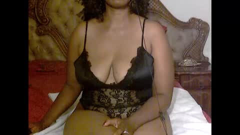 Snapshot of pearassmmm chatting on 3, 12, 2024 pearassmmm online show from 3, 12, 2024